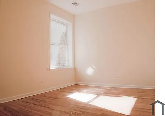 4 bed, 1400 sqft, $2,350 — Photo 3