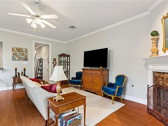 5th image of 428 Nursery Ave