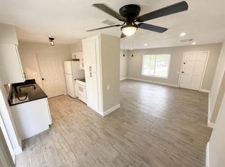 8566 119th St, Seminole, FL 33772