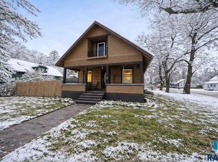 511 W Main St, Beresford, SD 57004