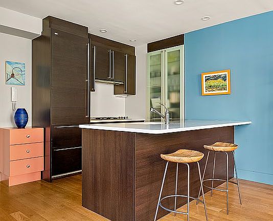 3rd image of 464 W 44th St APT 4G