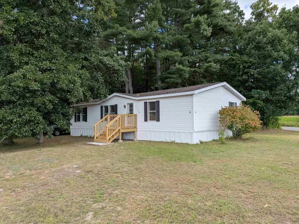 545 Elm Street #34, Milford, NH 03055