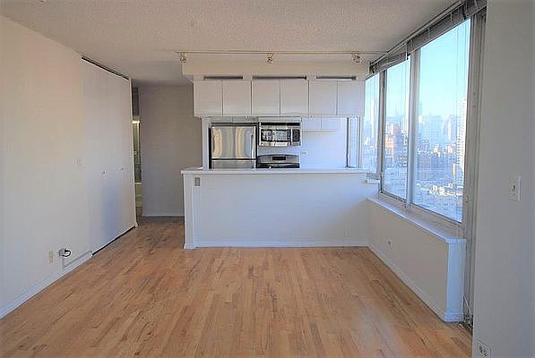1st image of 404 E 79th St APT 22C