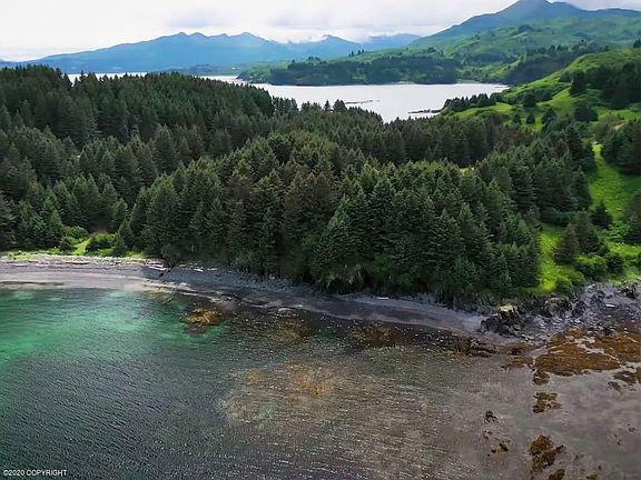 4th image of L1 Black Rock Cliff Point