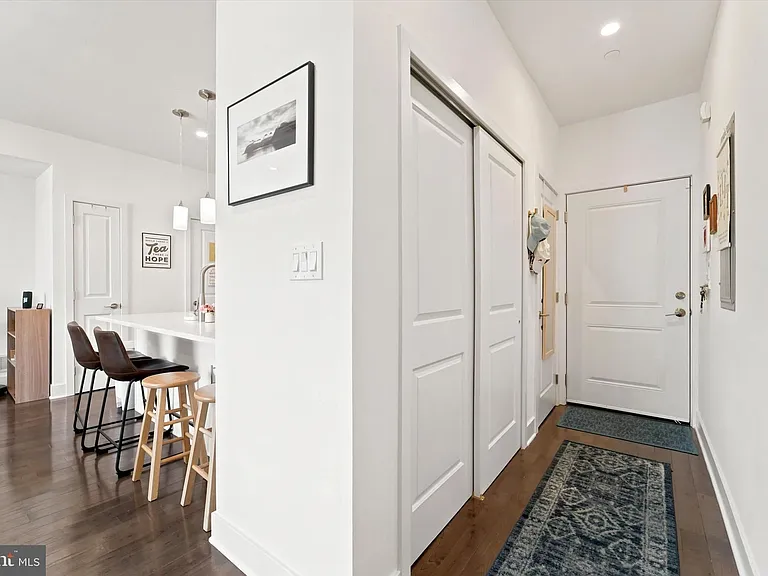 1729 Carpenter St #C — Photo 7