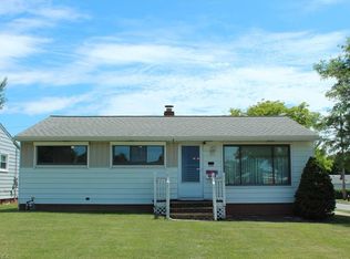 15700 Morning Star Ave, Maple Heights, OH 44137