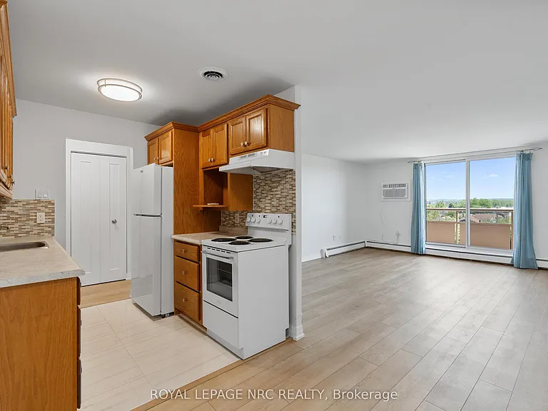 264 Grantham Ave #501 — Photo 14