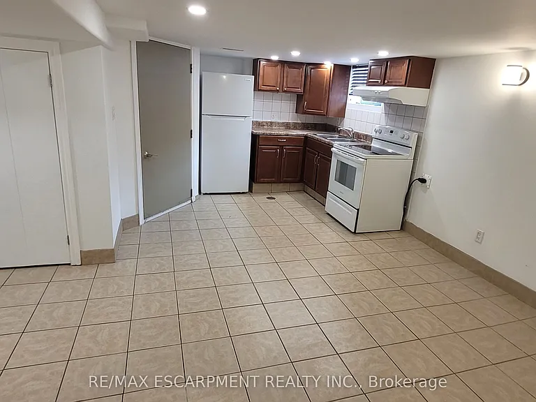 98 Limeridge Rd E #LOWER LEVEL — Photo 5