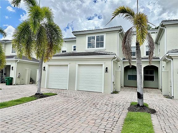 2nd image of 1425 Mariposa Cir APT 202
