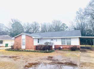 6018 Wares Ferry Rd, Montgomery, AL 36117