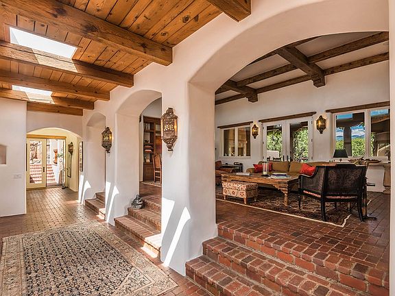 2nd image of 1115 Calle Conejo