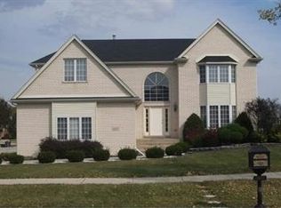 3807 Village Dr, Hazel Crest, IL 60429