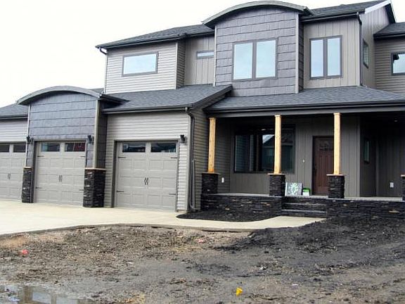5th image of 270 34th Ave E