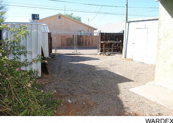 4th image of 31942 Riverview Dr