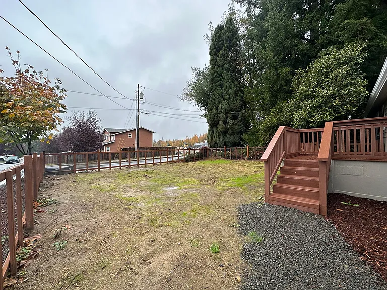 3113 Harold Dr SE — Photo 24