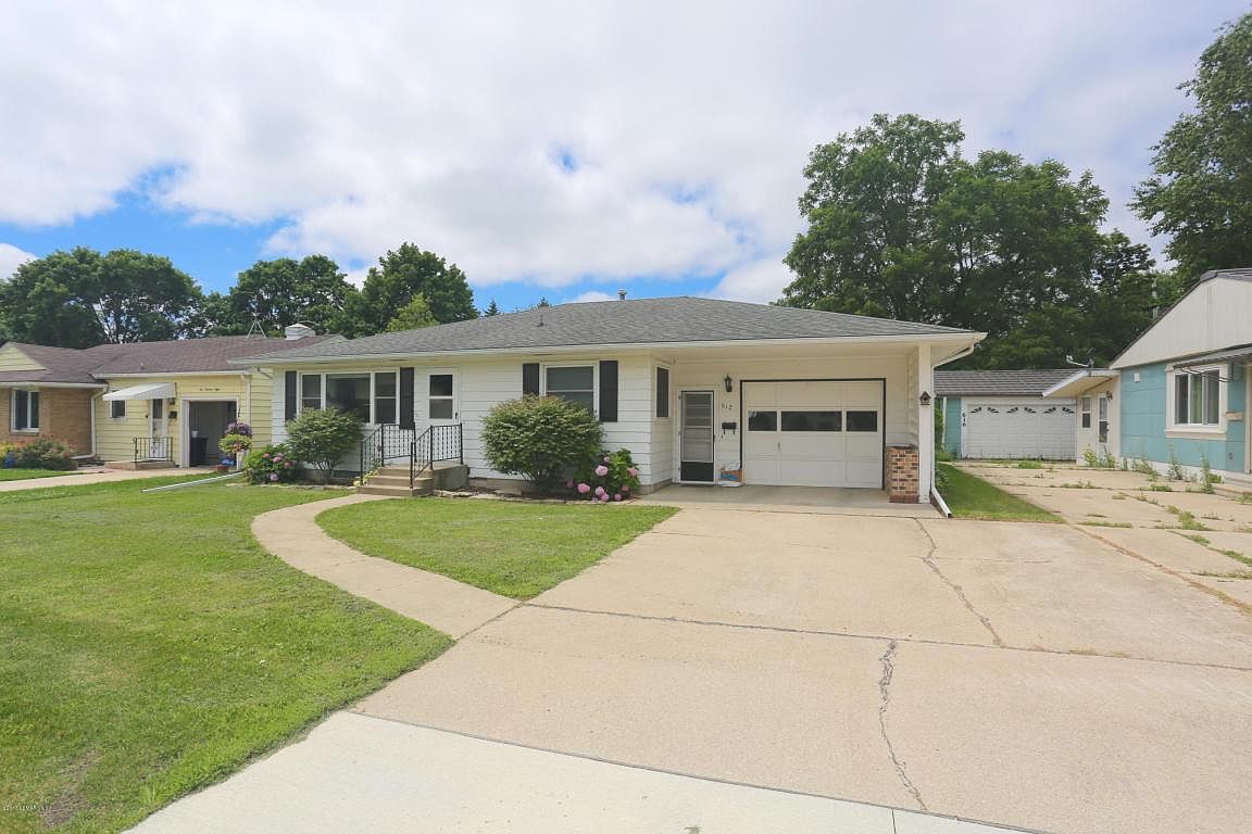 612 Lyndale Ave, Spring Valley, MN 55975 Zillow