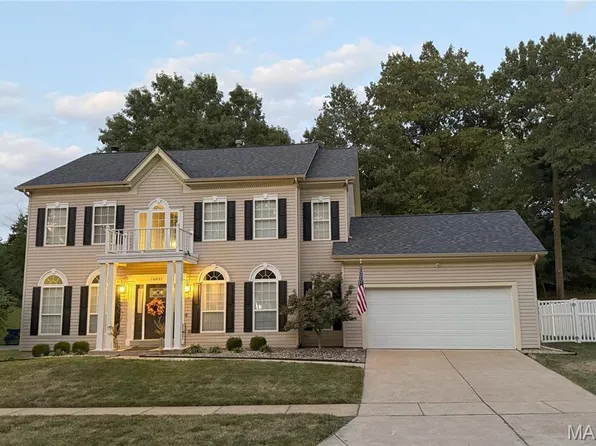 16037 Surfview Ct, Grover, MO 63040