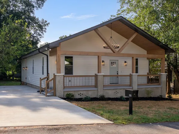 285 Moore St, Greenville, SC 29605
