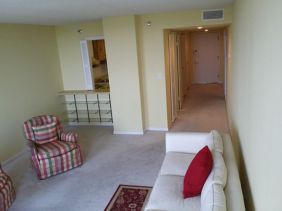 3rd image of 400 E Colonial Dr APT 1401