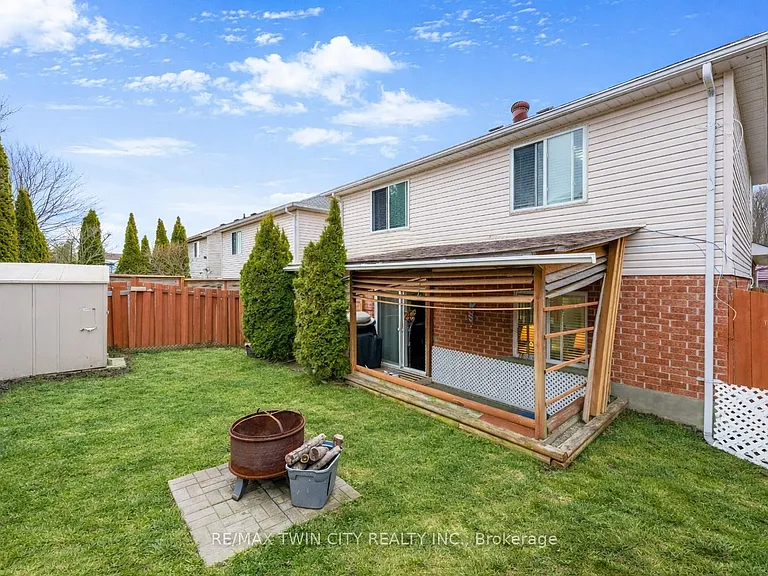 183 Bush Clover Cres — Photo 32