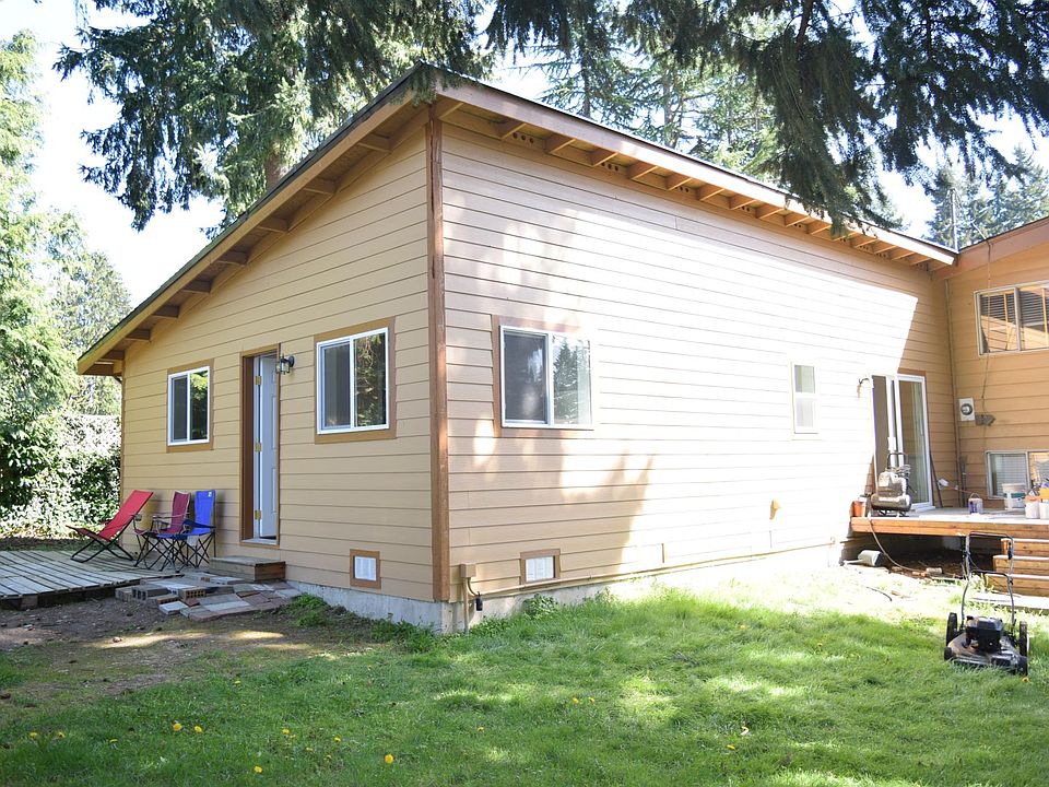 1st image of 16440 NE 99th St #B