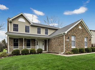 155 White Feather Ln, Gilberts, IL 60136