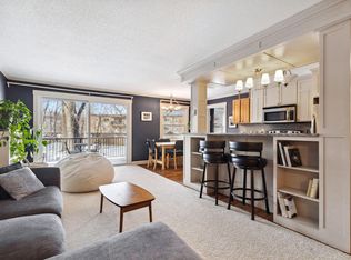 10113 W 34th St APT 226, Hopkins, MN 55305