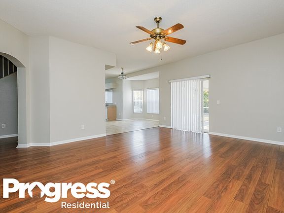 4th image of 12615 Longcrest Dr