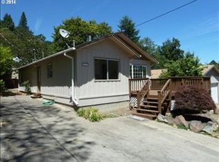 339 NW Heard St, Myrtle Creek, OR 97457