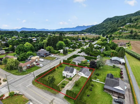 4392 Wilson Rd, Chilliwack, BC V2R 5C6