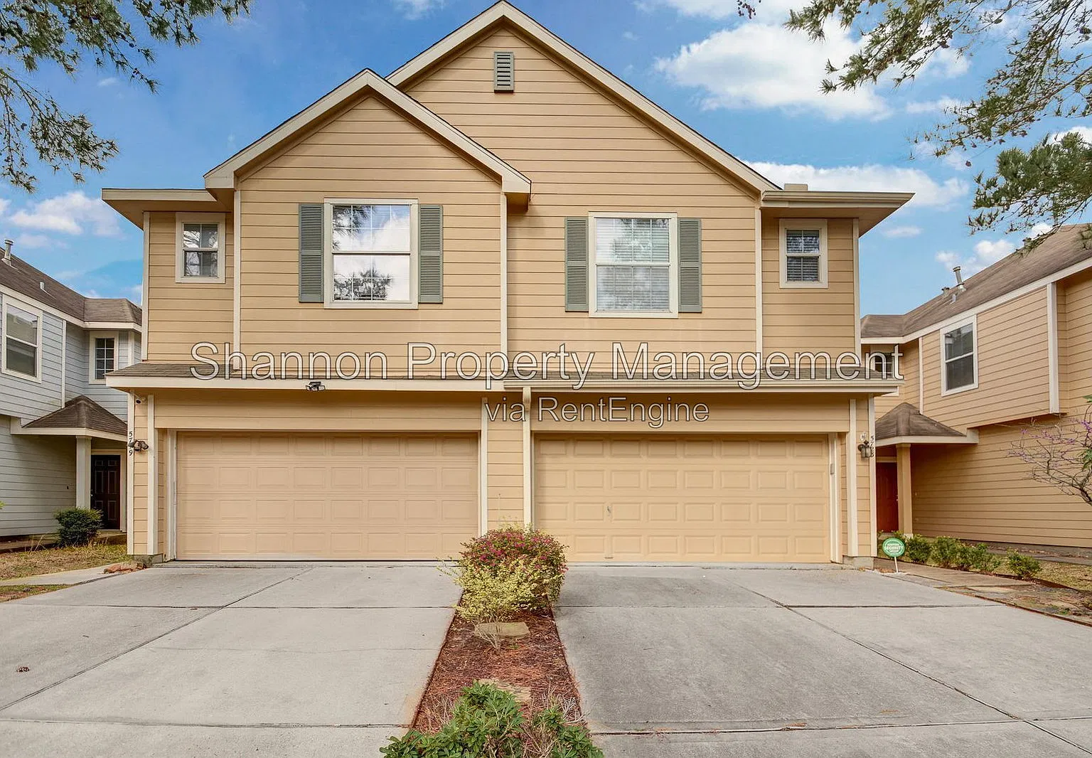 3 bed, 2.5 bath, 1587 sqft, $1,725 — Photo 1