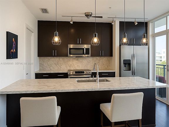 2nd image of 6701 Biscayne Blvd #204