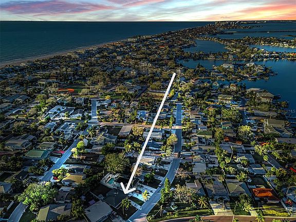 5th image of 306 12th Ave