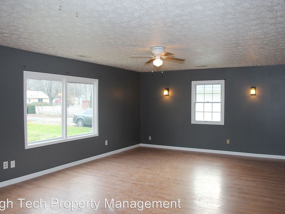 1st image of 241 Oakwood St