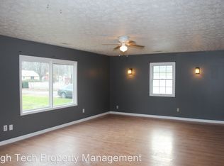 241 Oakwood St, Elyria, OH