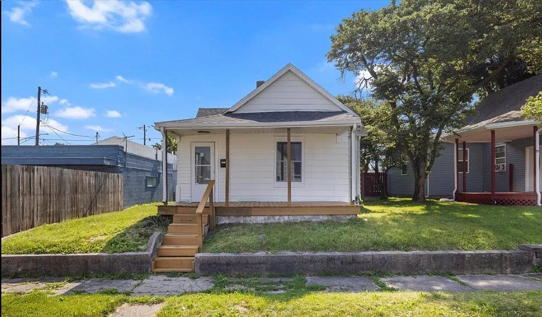 3 bed, 1500 sqft, $1,500 — Photo 1