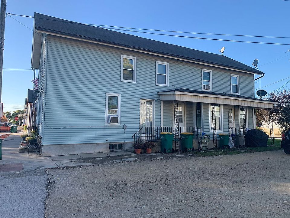 2nd image of 325 Main St #2