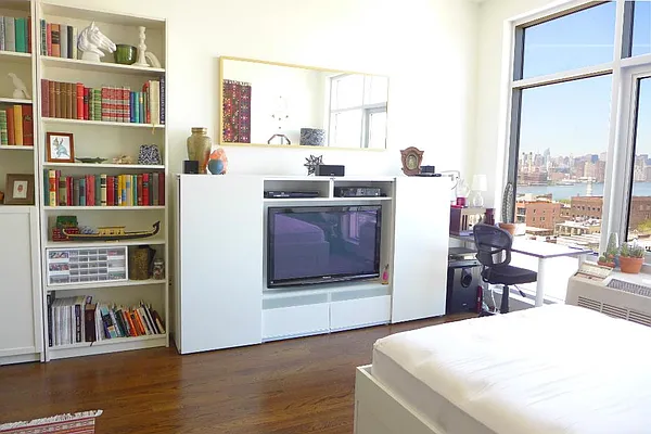 Rented by Corcoran | media 8