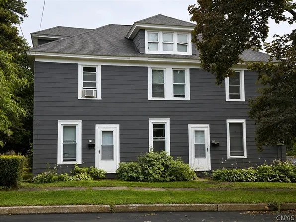 70 E Van Buren St #68, Oswego, NY 13126
