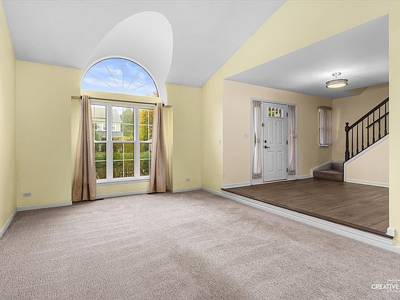 5th image of 906 Rivers Edge Dr