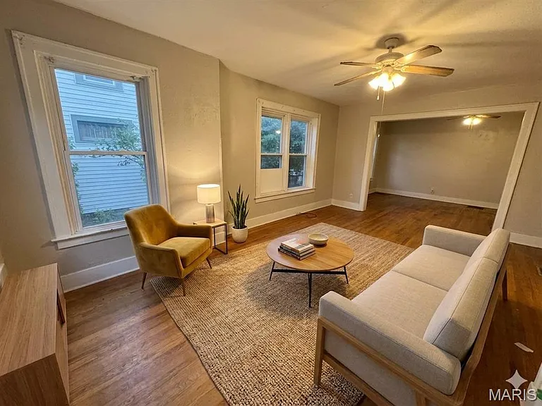 2406 Edison Ave #1A — Photo 5