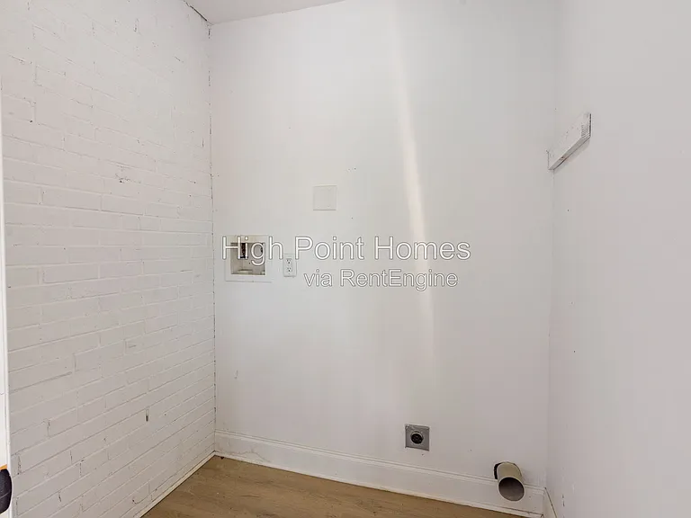 400 Gallery Ln #B-7 — Photo 19