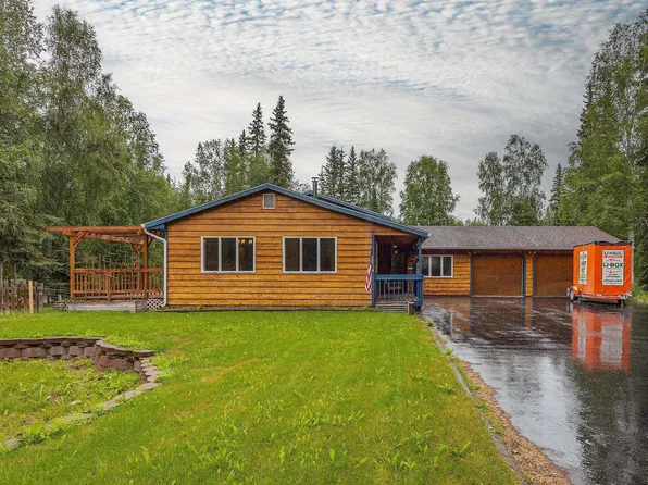 451 S Evolyn Dr, North Pole, AK 99705