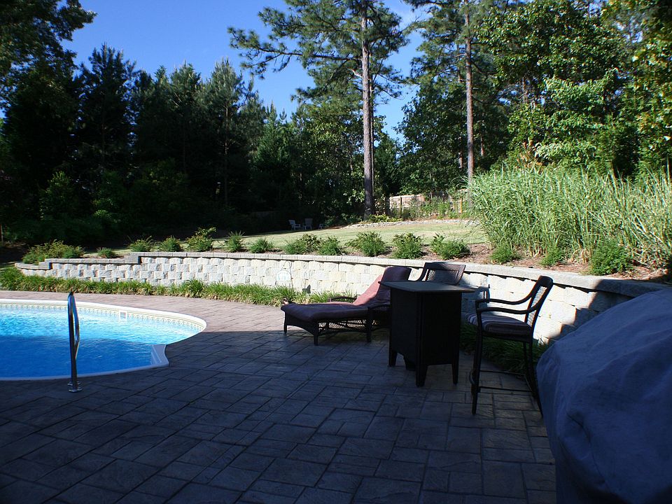 2nd image of 6207 Burnside Pl