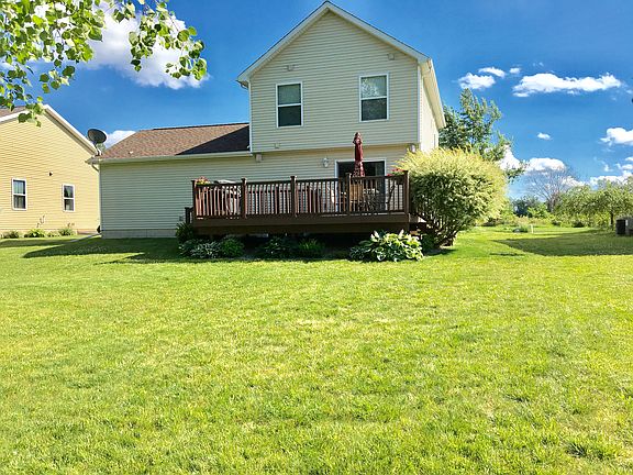 2nd image of 4536 Garden Gate Dr