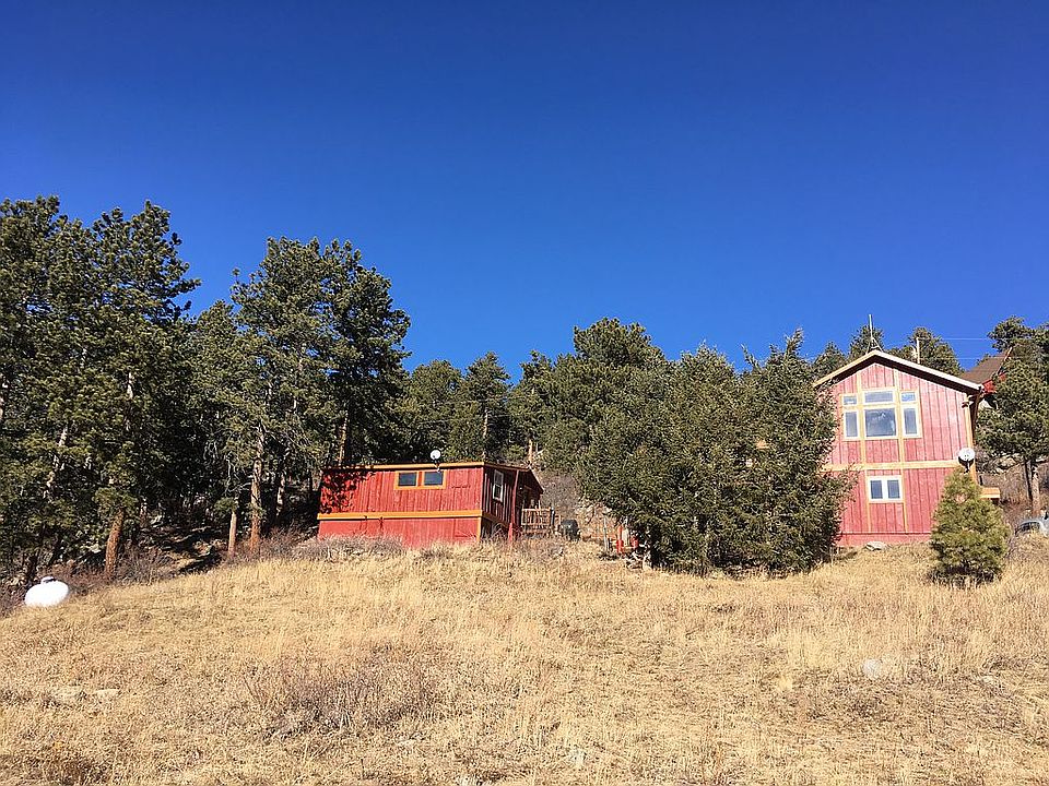 2nd image of 548 Coughlin Meadows Rd