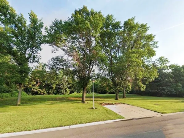 39060 Greenwood Ln, Prairiewood Village, SD 57401