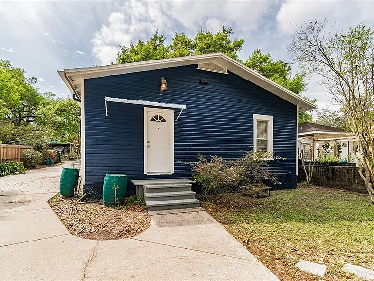317 W Jean St — Photo 44