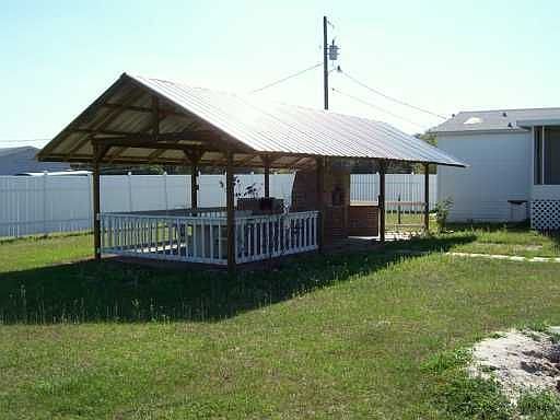 2nd image of 3218 Diana Dr