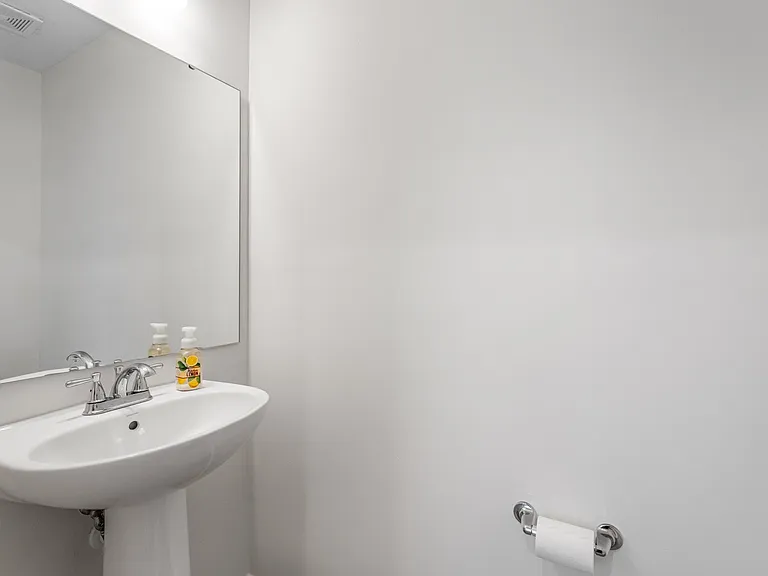 Quail Hollow Dr — Photo 25